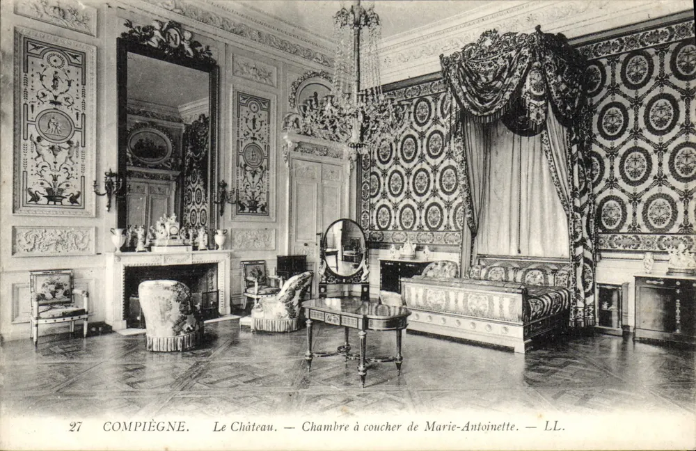 Compiègne — Das Schloss — Schlafzimmer von Marie-Antoinette — LL. Nr. 27 - Vorderseite
