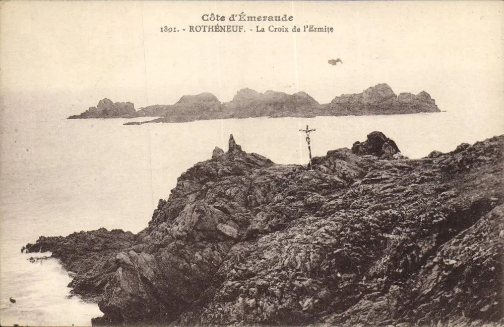 Costa de Émeraude - A Cruz da Ermita - ROTHÉNEUF - Frente