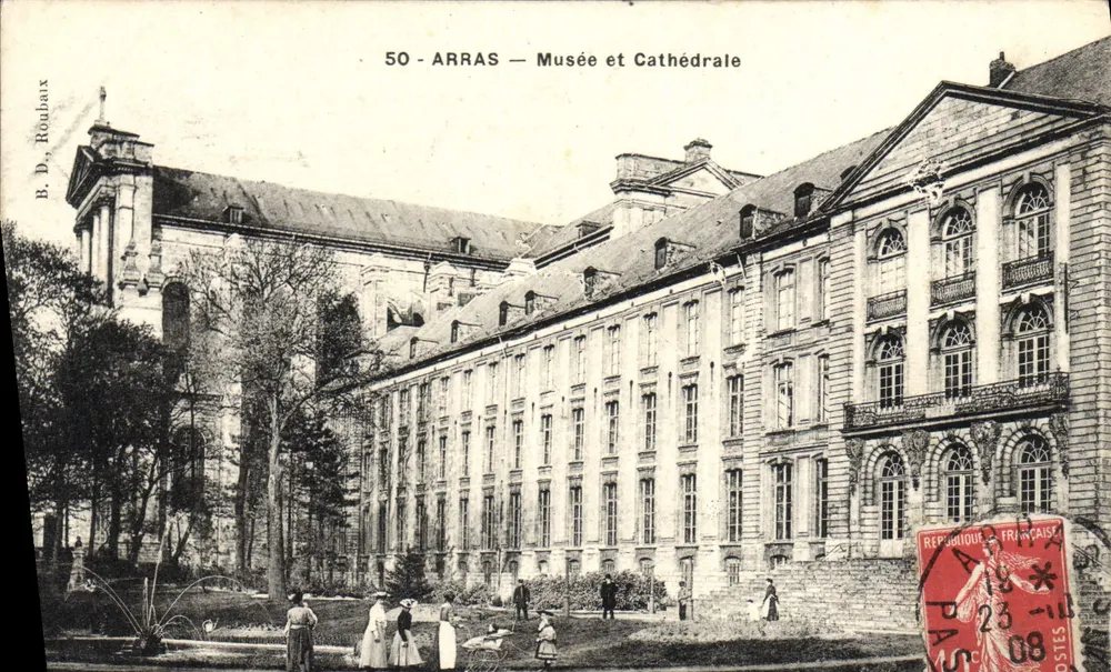 Arras — Museu e Catedral — B. D. Roubaux, n°50 - Frente