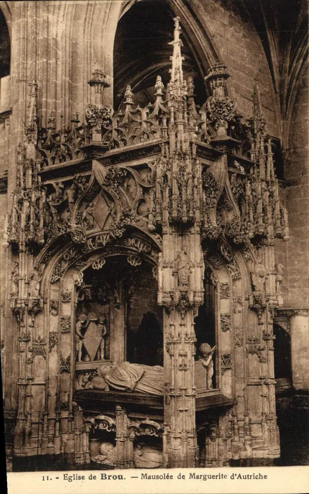 Kirche von Brou — Mausoleum von Marguerite von Österreich - Vorderseite