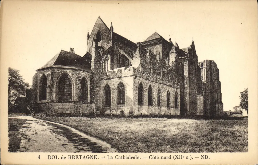 Dol de Bretagne — Die Kathedrale — Nordseite (12. Jahrhundert) — ND. - Vorderseite