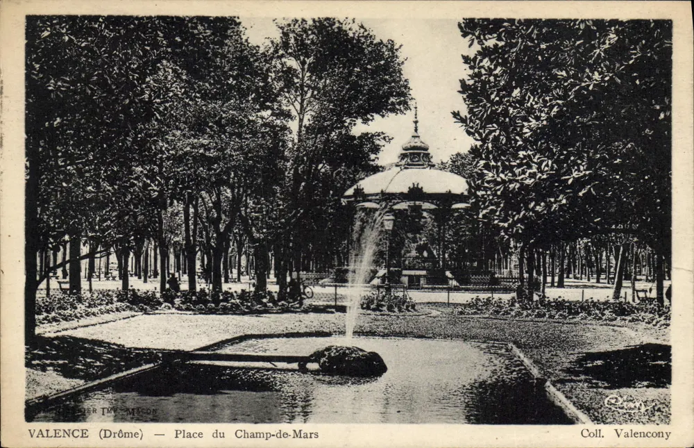 Valence (Drôme) — Praça do Campo de Marte — Impressora T.M. Macon - Frente