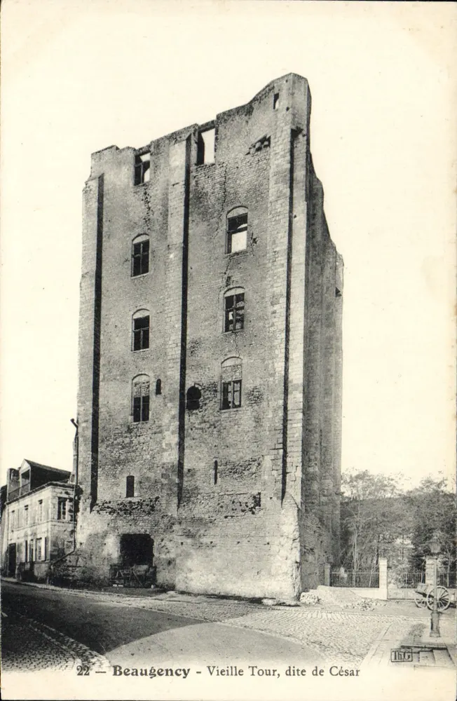 Beaugency - Velha Torre, chamada de César — editor TRG, n° 22 - Frente