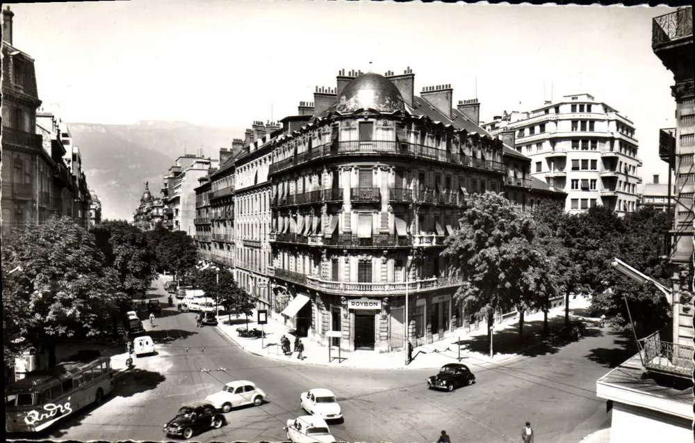 Grenoble — Kreuzung der Avenue Alsace-Lorraine und Boulevard Gambetta — Edition d'Art Grenoble - Vorderseite