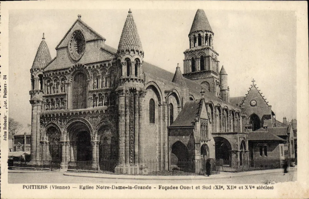 Poitiers (Vienne) — Kirche Notre-Dame-la-Grande — West- und Südfassade (11. bis 12. und 15. Jahrhundert) — Jules Rohach, phot. Poitiers, 34 - Vorderseite