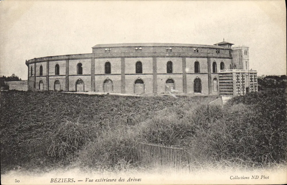 Béziers — Aussicht auf die Arenen — Collections ND Phot - Vorderseite