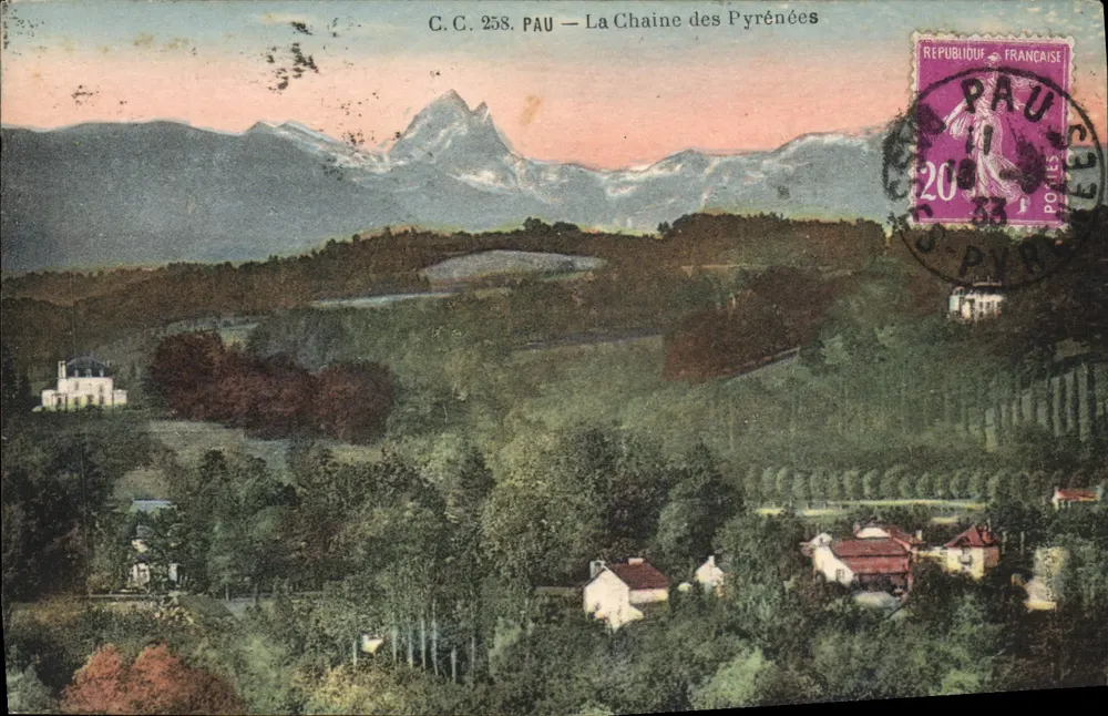 A Cadeia dos Pirineus — Pau — C.C. 258 - Frente
