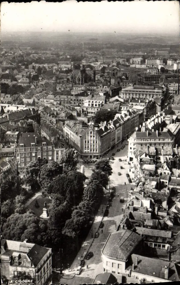 Amiens — Visão geral — Centro da cidade — Editor « La Cigogne » - Frente