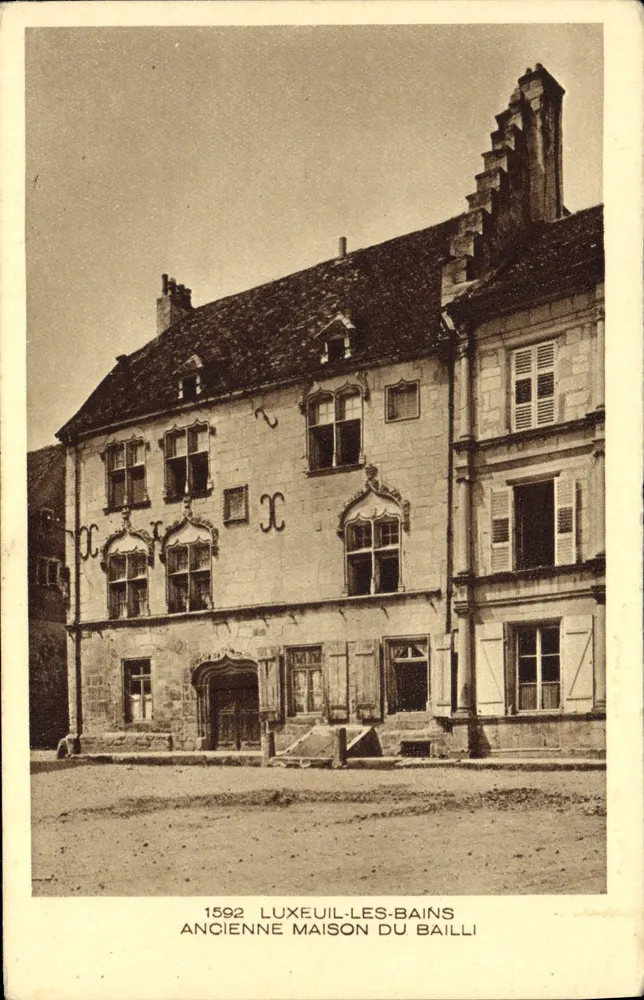 LUXEUIL-LES-BAINS — Antiga Casa do Bailli — Beaun & Cie, Imp. Dornach - Frente