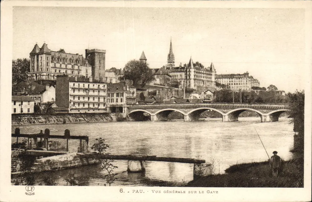 Pau — Allgemeiner Blick auf den Gave — Verlag Labouche Frères, Nr. 6 - Vorderseite