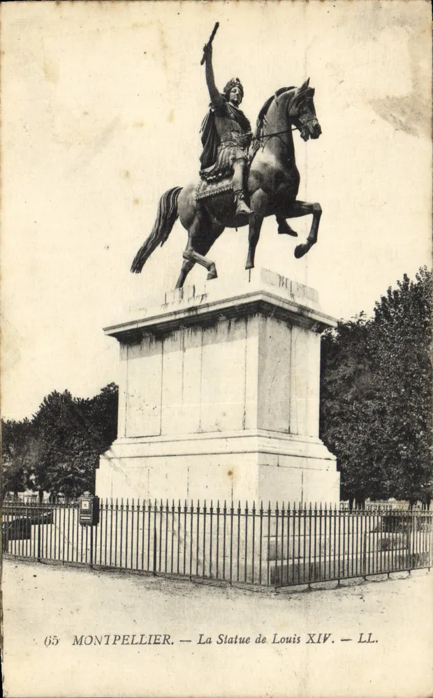 Montpellier — A Estátua de Luís XIV — LL. — n°65 - Frente