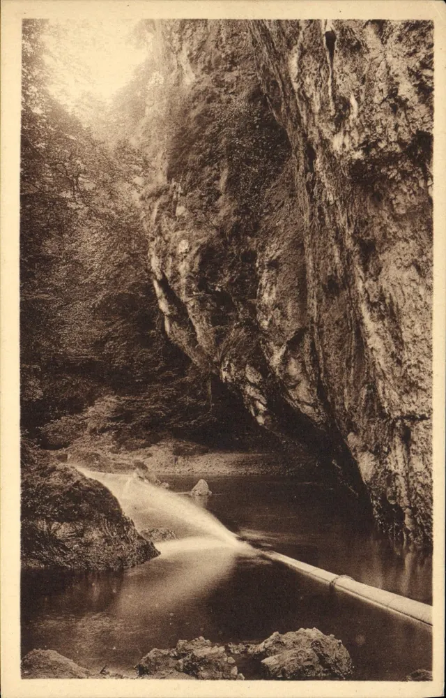 Le Pas de Cère — Vic-sur-Cère — Éditeur Lévy et Neubert, Paris - Frente