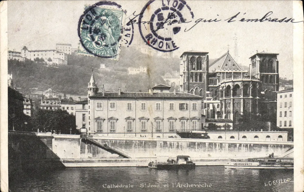 Catedral de São João e o Arcebispo — Lyon — G. M. & Cie, Editores - Frente