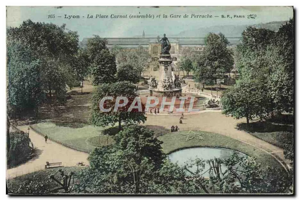 Lyon - La Place Carnot (Gesamtansicht) und die Perrache Station — B. F., PARIS - Vorderseite
