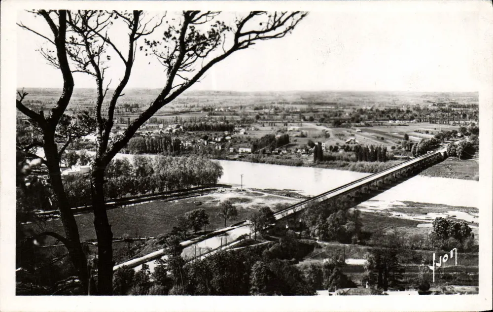 Agen (Lot-et-Garonne) — Ansicht der Garonne und des Kanalbrücke — Éditions d'Art 'Yann' Paris - Vorderseite