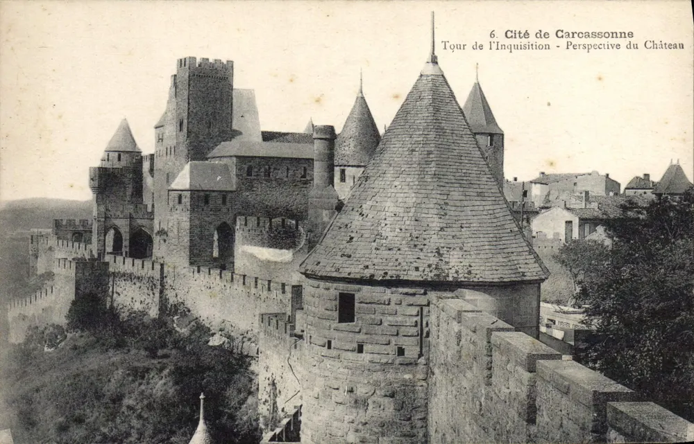 Stadt Carcassonne — Turm der Inquisition — Ansicht des Schlosses — Verlag: H. Petit, Henri Balmain & Cie, Toulouse - Vorderseite