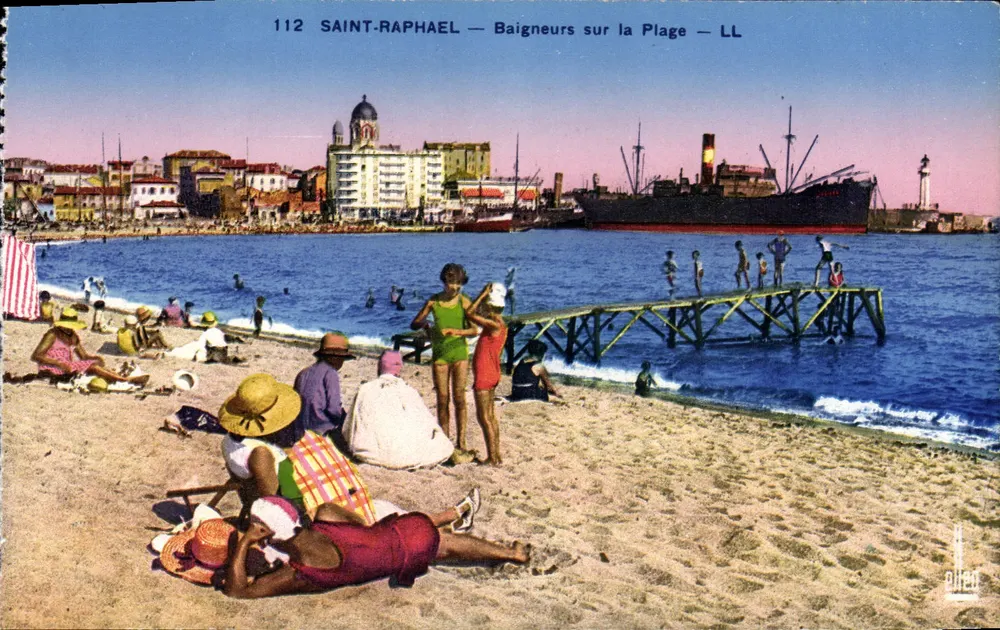 Saint-Raphaël — Baigneurs sur la Plage — LL - Frente