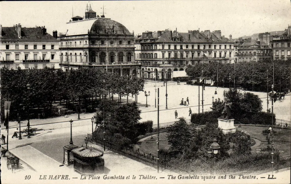 Le Havre — Place Gambetta und das Theater — LL. — Verlag LL. — N° 10 - Vorderseite