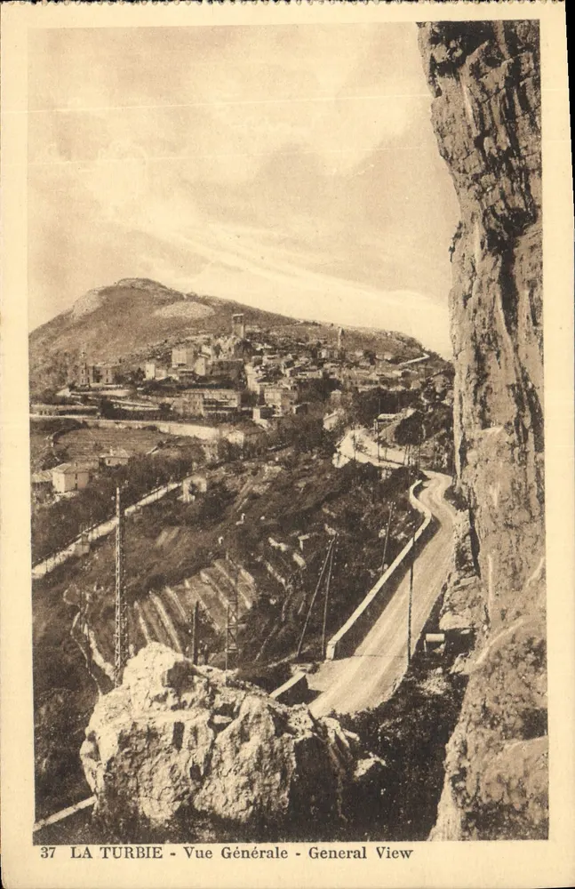 La Turbie - Vista Geral - General View — n°37 — Edição G. Levere, La Turbie - Frente