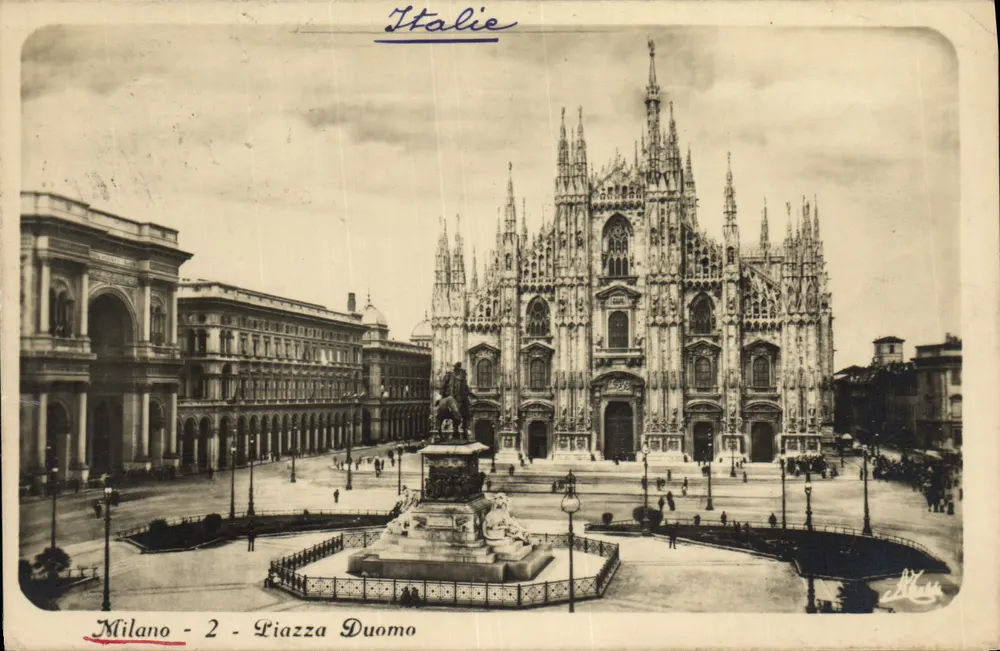 Milão - Piazza Duomo — editor Interletta, série 2 - Frente
