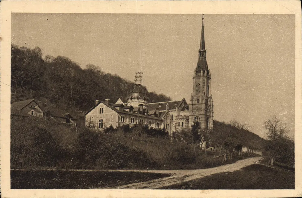 Die Basilika und das Carmel-Haus — Ansicht der Nationalbasilika — Edition der Nationalbasilika - Vorderseite