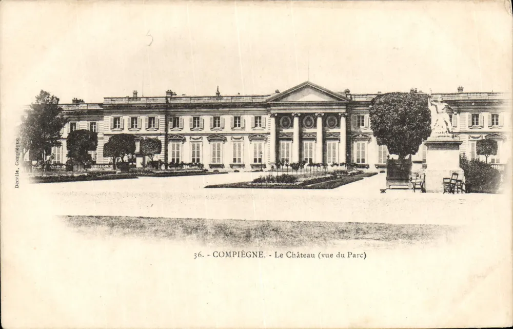 COMPIÈGNE - O Castelo (vista do Parque) — Desenhado por Compiegne, n°36 - Frente