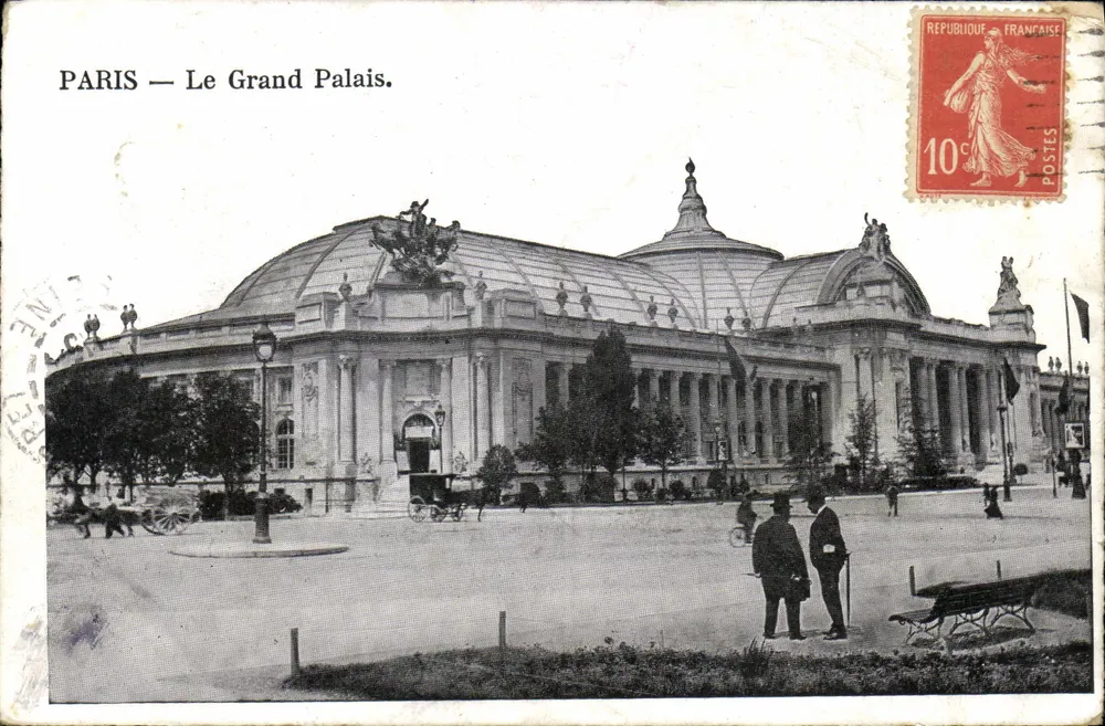 PARIS — O Grand Palais. — Editor não visível, número de série não legível. - Frente