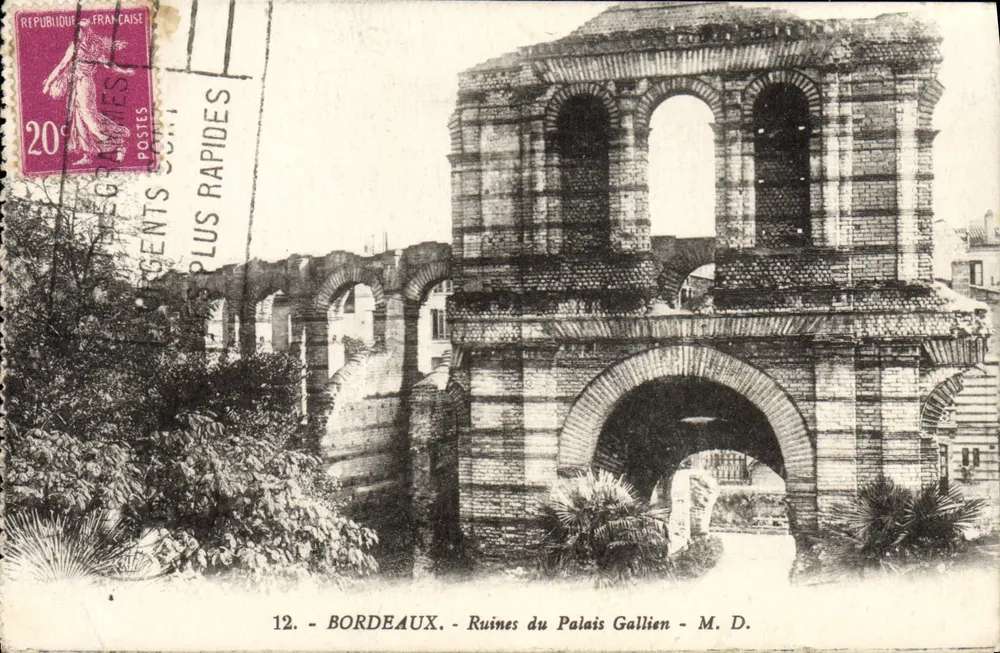 Bordeaux - Ruine del Palazzo Gallien — M. D. - Recto