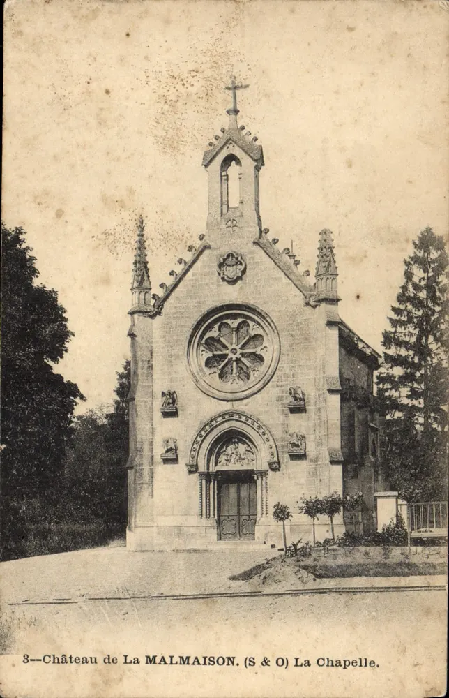 Castelo de La Malmaison — A Capela — (S & O) Fototipo P. Royer Étam PES - Frente