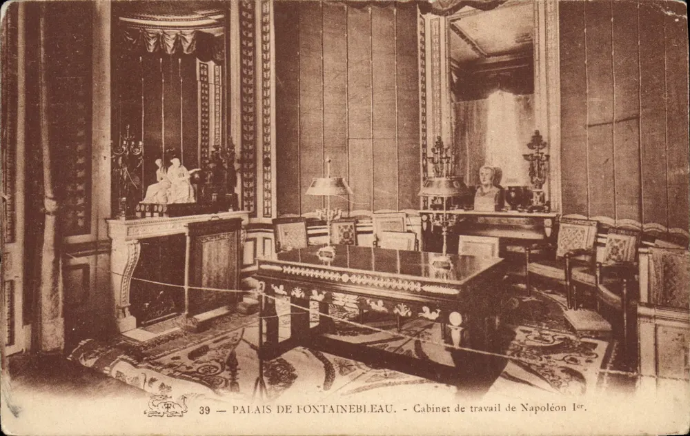 Palast von Fontainebleau — Arbeitszimmer von Napoleon I — n°39 - Vorderseite