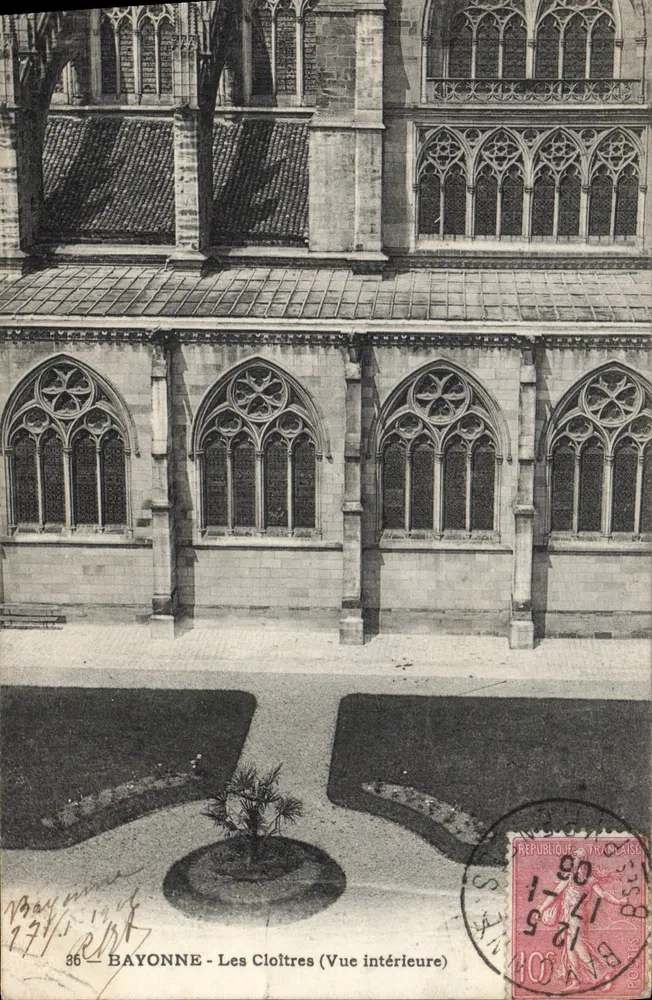 Bayonne - Os Cloîtres (Visão interna) — 36 — editor não identificado - Frente