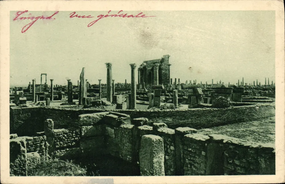 Timgad. Vista geral — Argélia - Frente