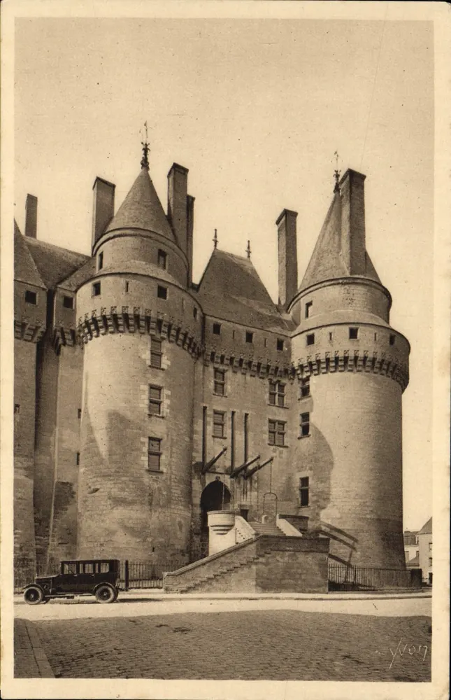 Castelo de Langeais — Indre-et-Loire — Éditions d'Art Yvon, Paris - Frente