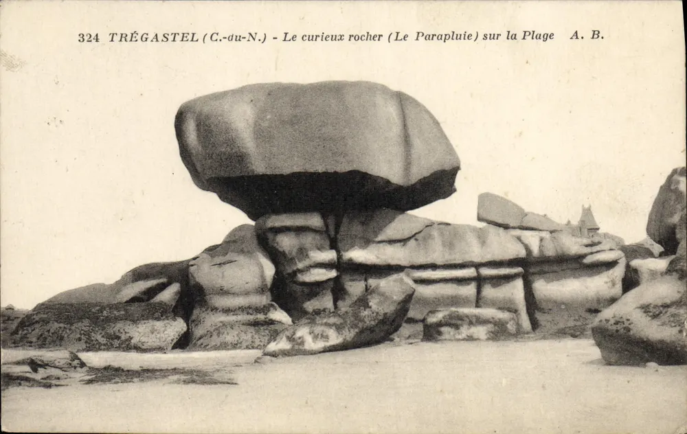 Trégastel (C.-du-N.) - Der merkwürdige Felsen (Der Schirm) am Strand - A. B. - Vorderseite