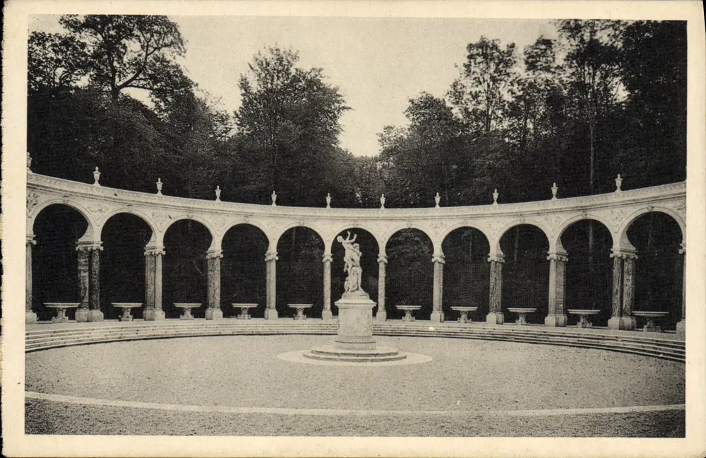 Parque do Castelo de Versalhes — A Colunata — Edição dos Museus Nacionais, n°88 - Frente