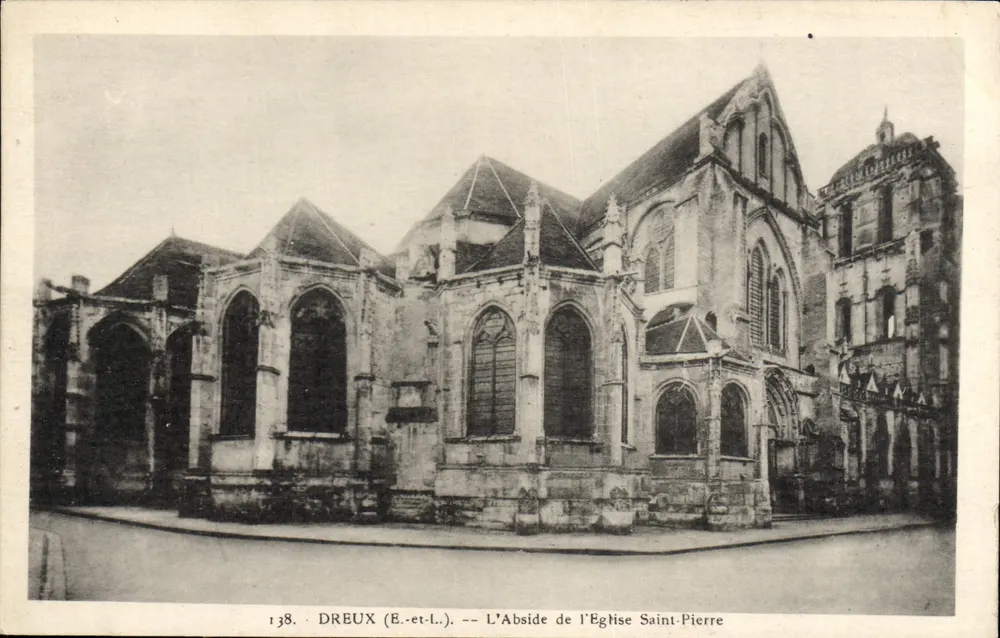 Dreux (E.-et-L.) — A Abside da Igreja de São Pedro — G. Futeau - Frente