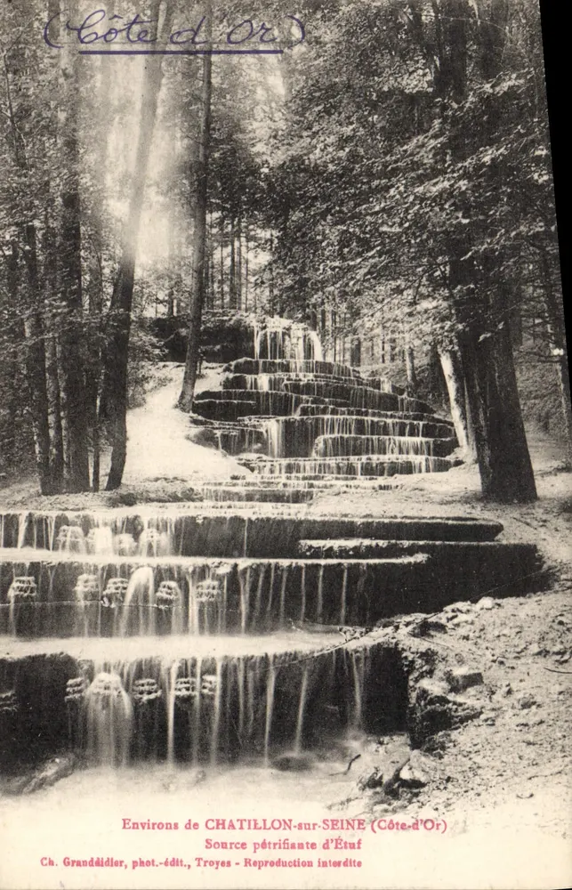 Omgeving van CHATILLON-sur-SEINE — Petrijende bron van Étuf (Côte-d'Or) — Ch. Granddidier, fotograaf-uitgever, Troyes - Voorkant