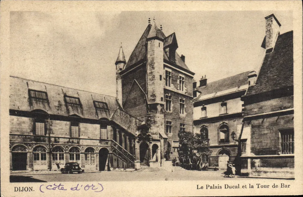 Dijon — Schloss und Turm von Bar — Côte d'Or - Vorderseite