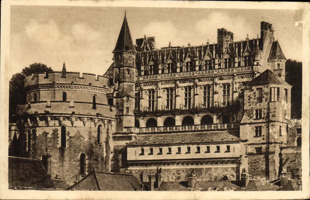 Amboise — O Castelo (monumento histórico) — R. Dorange, Soit. Tours - Frente