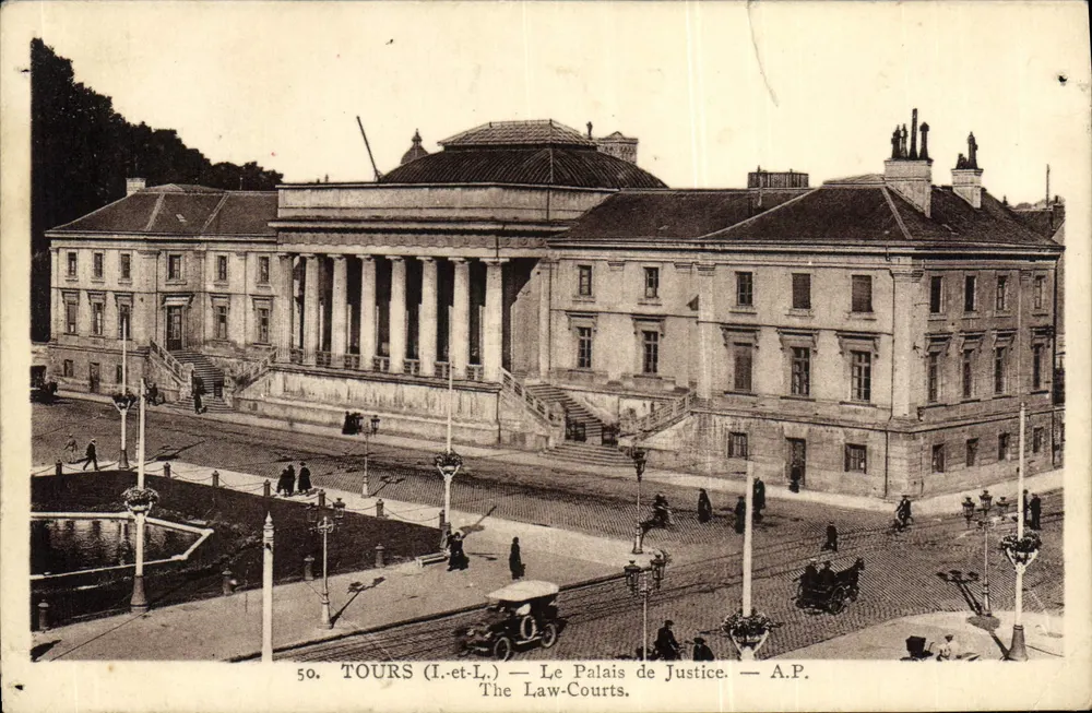 Tours (I.-et-L.) — O Palácio de Justiça — A.P. - Frente