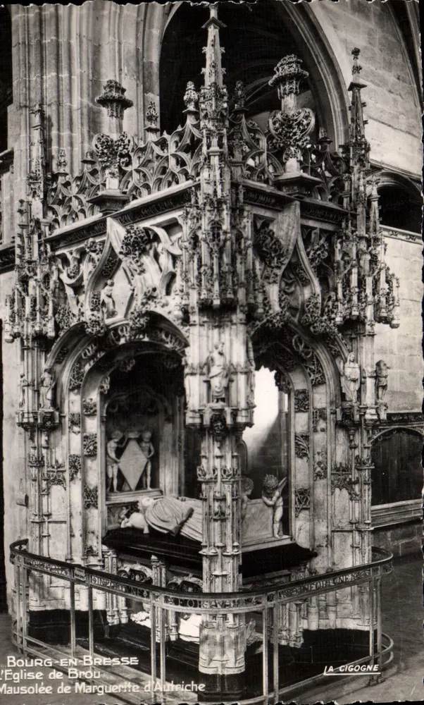 Bourg-en-Bresse — Kirche von Brou — Mausoleum von Marguerite d'Autriche - Vorderseite