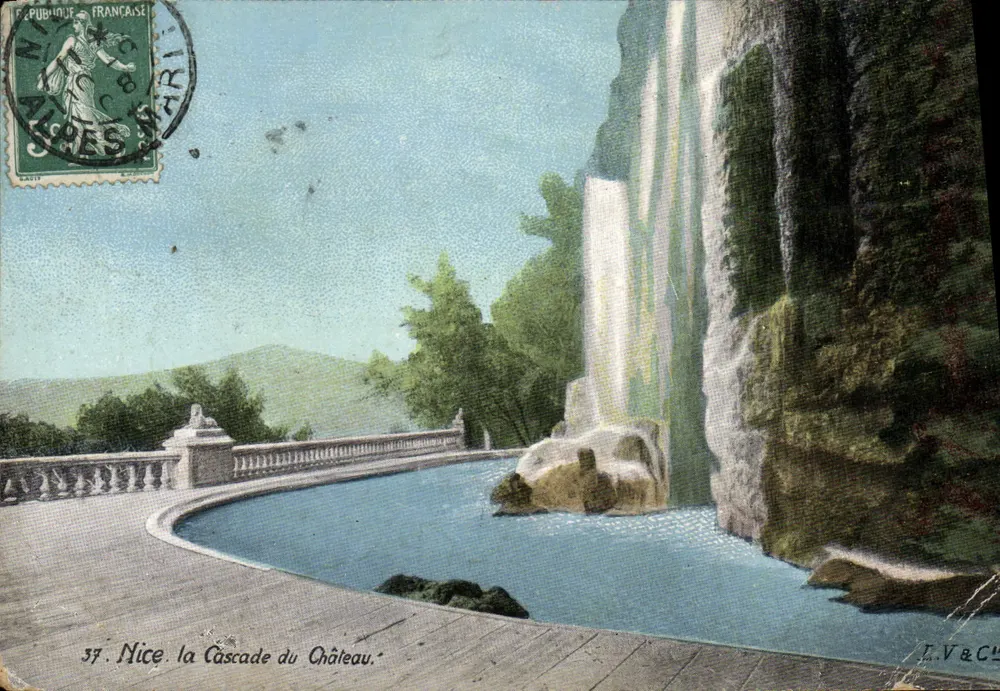 Nice — la Cascade du Château — éditeur L.V.&C. n°37 - Frente