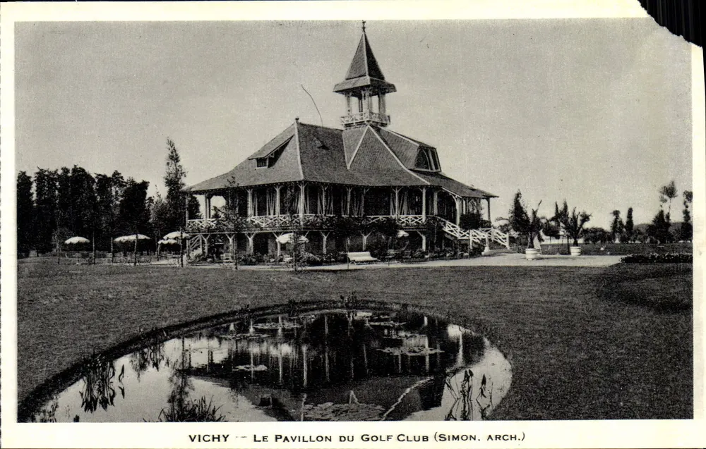 Vichy — El Pavillon del Club de Golf (Simon. Arch.) - Anverso
