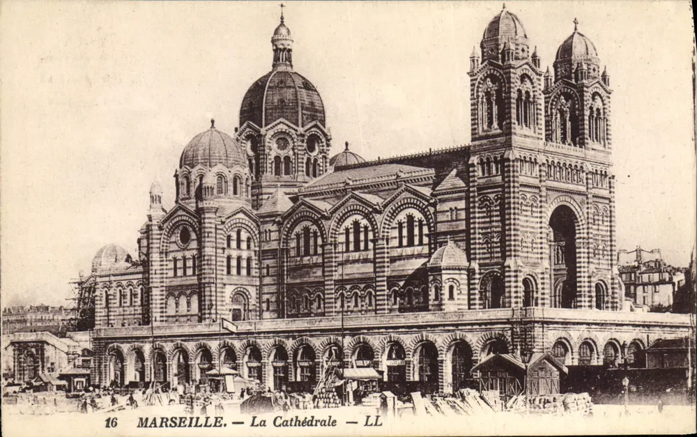 Marselha — A Catedral — LL - Frente