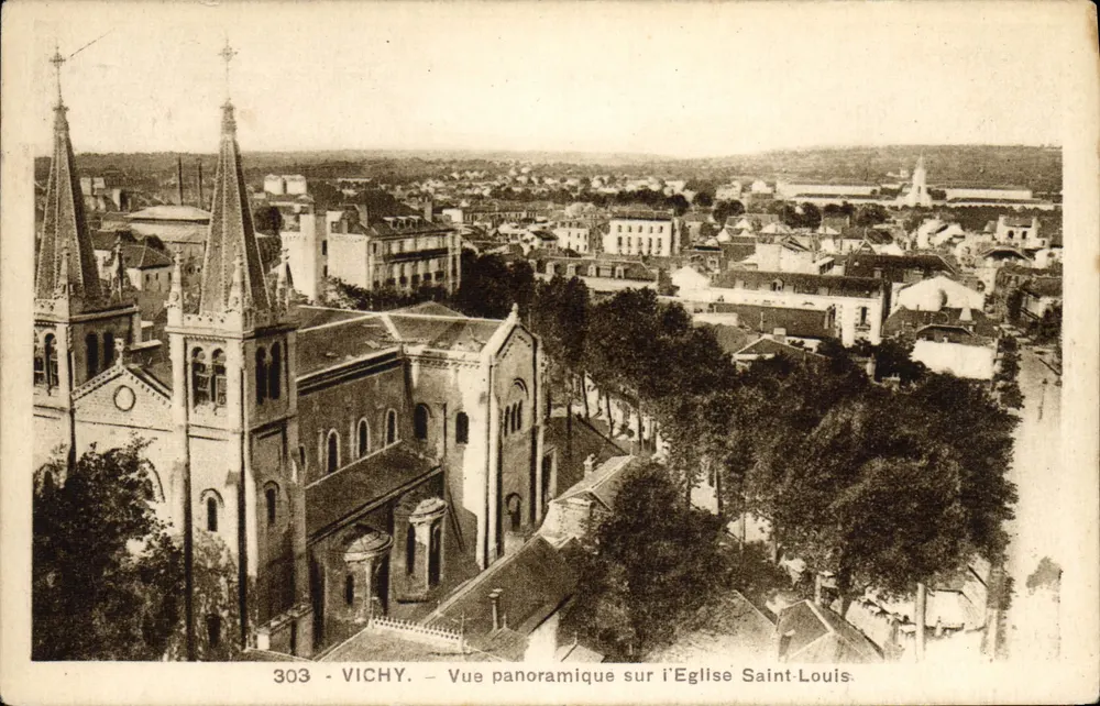 Vichy — Panoramablick auf die Kirche Saint-Louis — Verlag « La Cigogne » - Vorderseite