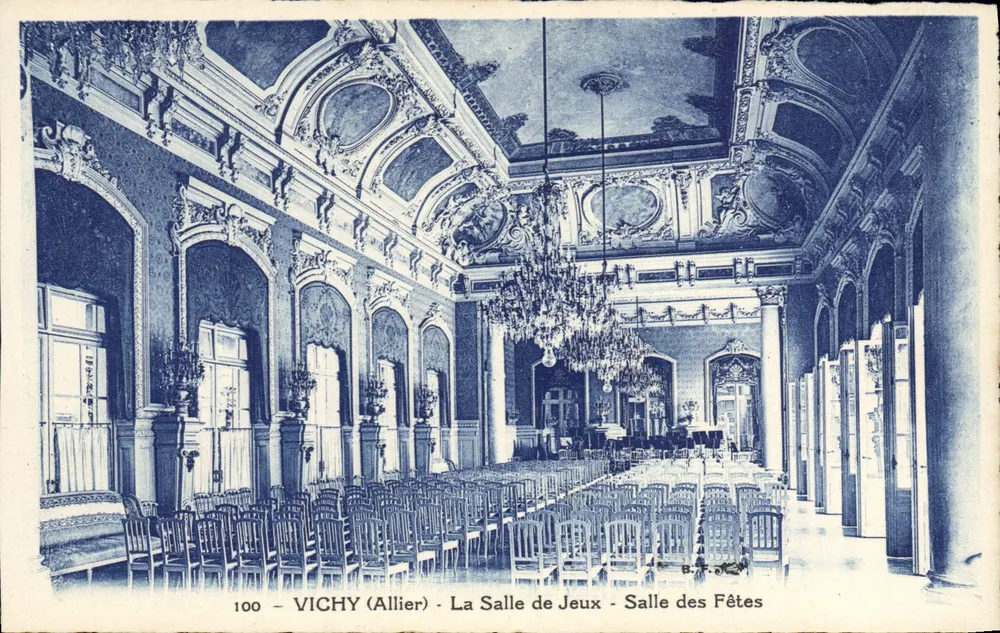 Vichy (Allier) - Spielraum - Saal der Feiern - Vorderseite