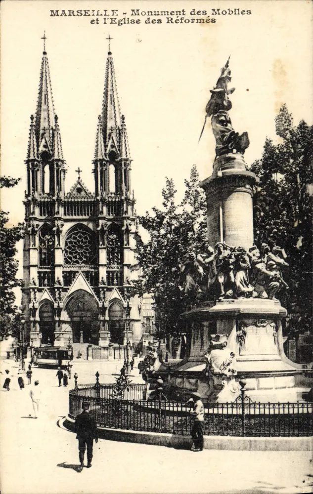 Marselha - Monument dos Mobiles e a Igreja dos Reformados - Frente