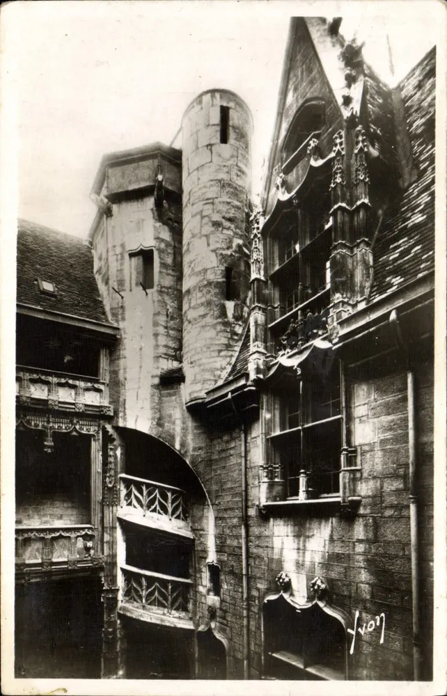 Dijon — Hotel Chambellan, Haus der Botschafter — Éditions d'Art 'YVON' - Vorderseite