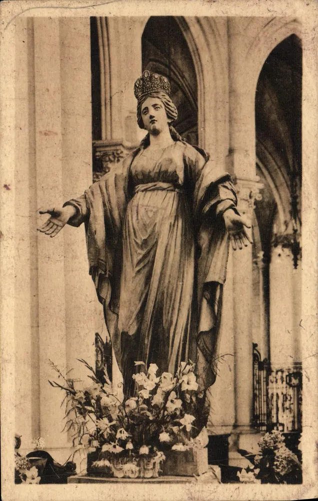 Flers - Kirche St-Germain — Die Marienstatue — Foto von P. Levasseur - Vorderseite