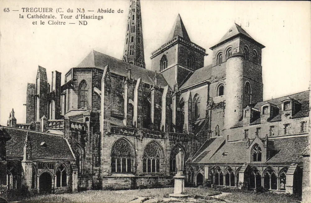 TREGUIER (C. du N.) — Apse der Kathedrale, Turm von Hastings und der Cloister — ND - Vorderseite